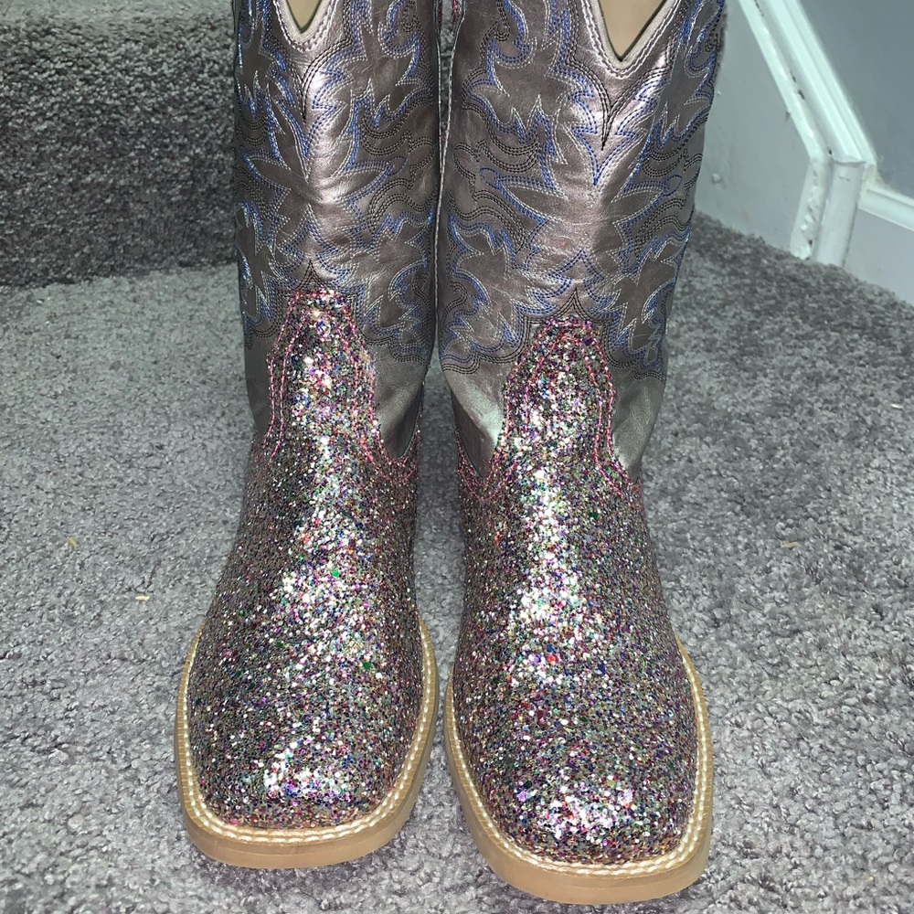 Roper size 9.5 cowgirl boots